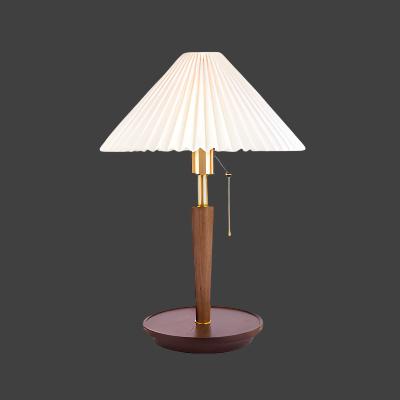 Vintage Pleated Wood Table Lamp – Timeless Elegance with a Warm Glow