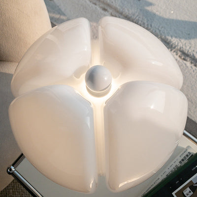 Vintage LED Designer Table Lamp – Timeless Elegance with Modern Illumination