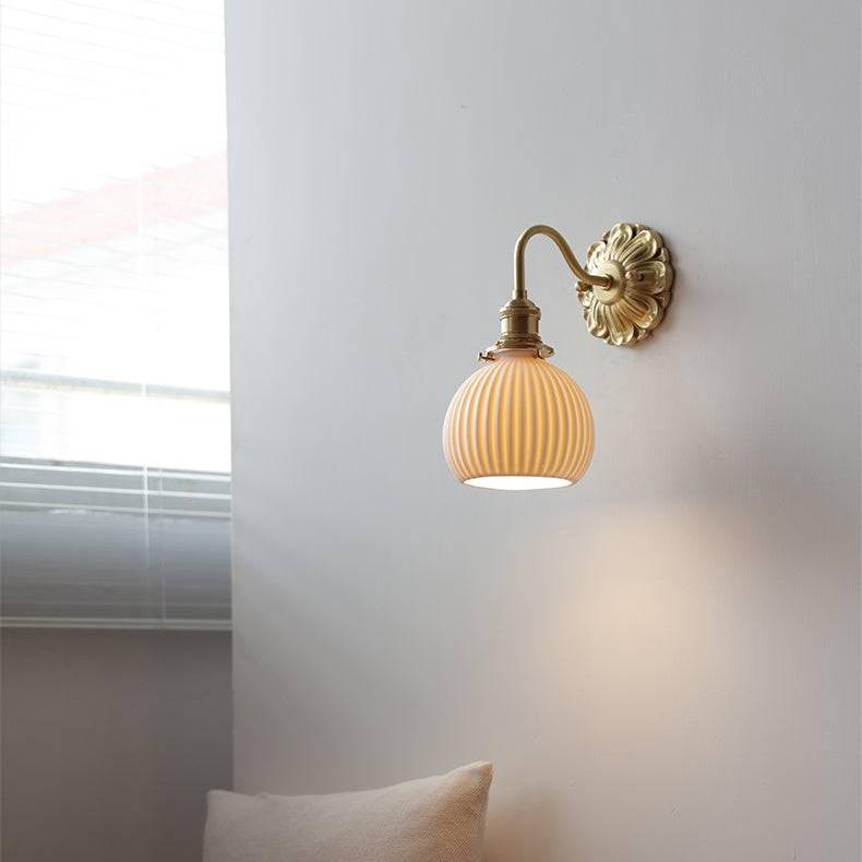 Brass & White Ceramic Wall Light – Classic Elegance for Timeless Interiors