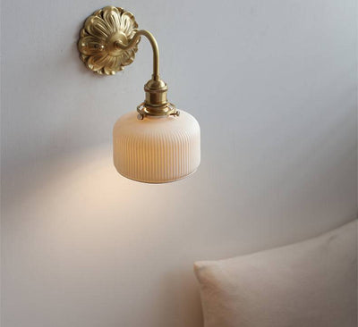 Brass & White Ceramic Wall Light – Classic Elegance for Timeless Interiors