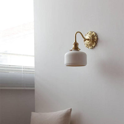 Brass & White Ceramic Wall Light – Classic Elegance for Timeless Interiors
