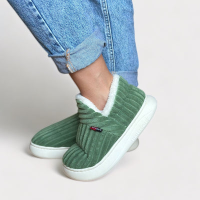 Cozy Flannel Slippers – Warmth, Comfort, and Style for Winter