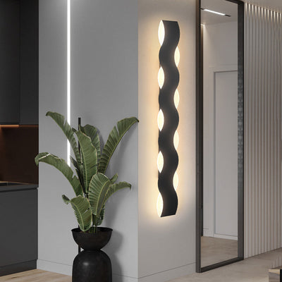 Wave LED Outdoor Wall Light – Modern Waterproof Up & Down Lighting