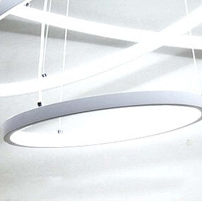 Yumanira 3-Ring Modern Ceiling Light – Dimmable LED Pendant with Remote Control