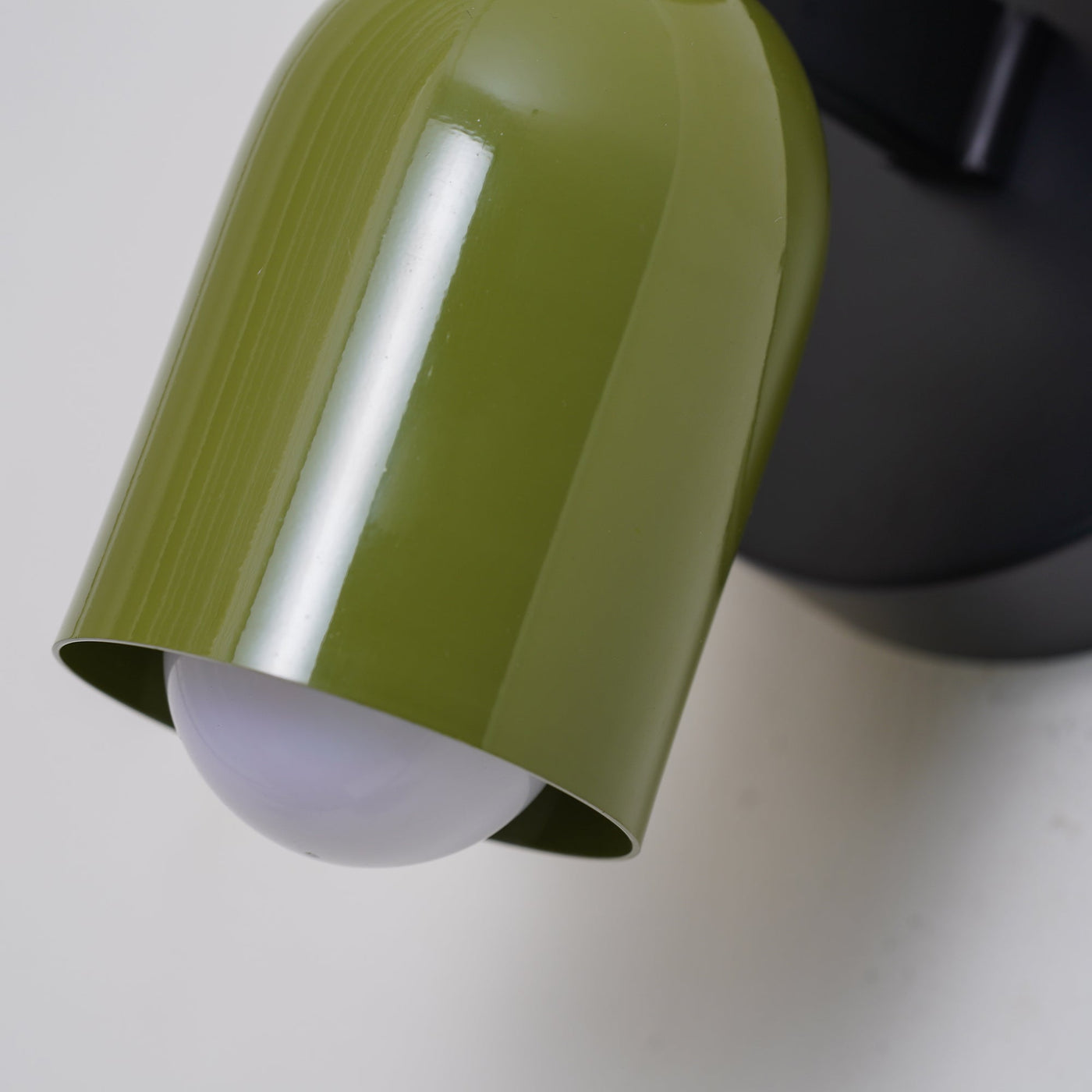 Modern Adjustable Wall Light – Sleek Directional Lighting for Any Space
