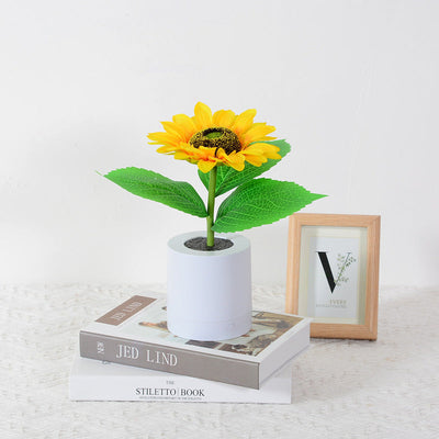 Luminous Sunflower Lamp – Nature-Inspired Glow for a Warm & Cheerful Ambience
