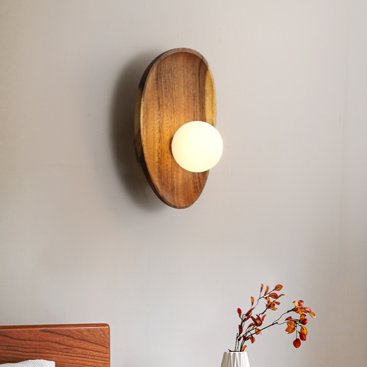 Natural Wood Wall Light – A Blend of Rustic Charm & Modern Simplicity