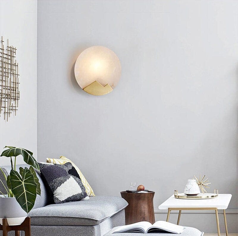 Nordic Minimalist Marble Wall Light – Elegant Brass & Marble Accent Lighting