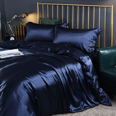 Luxe Silk Bedding Set – 4 Pieces (Duvet Cover, Fitted Sheet & 2 Pillowcases)