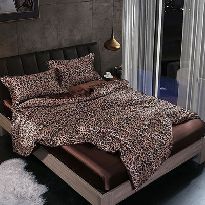 Luxe Silk Bedding Set – 4 Pieces (Duvet Cover, Fitted Sheet & 2 Pillowcases)