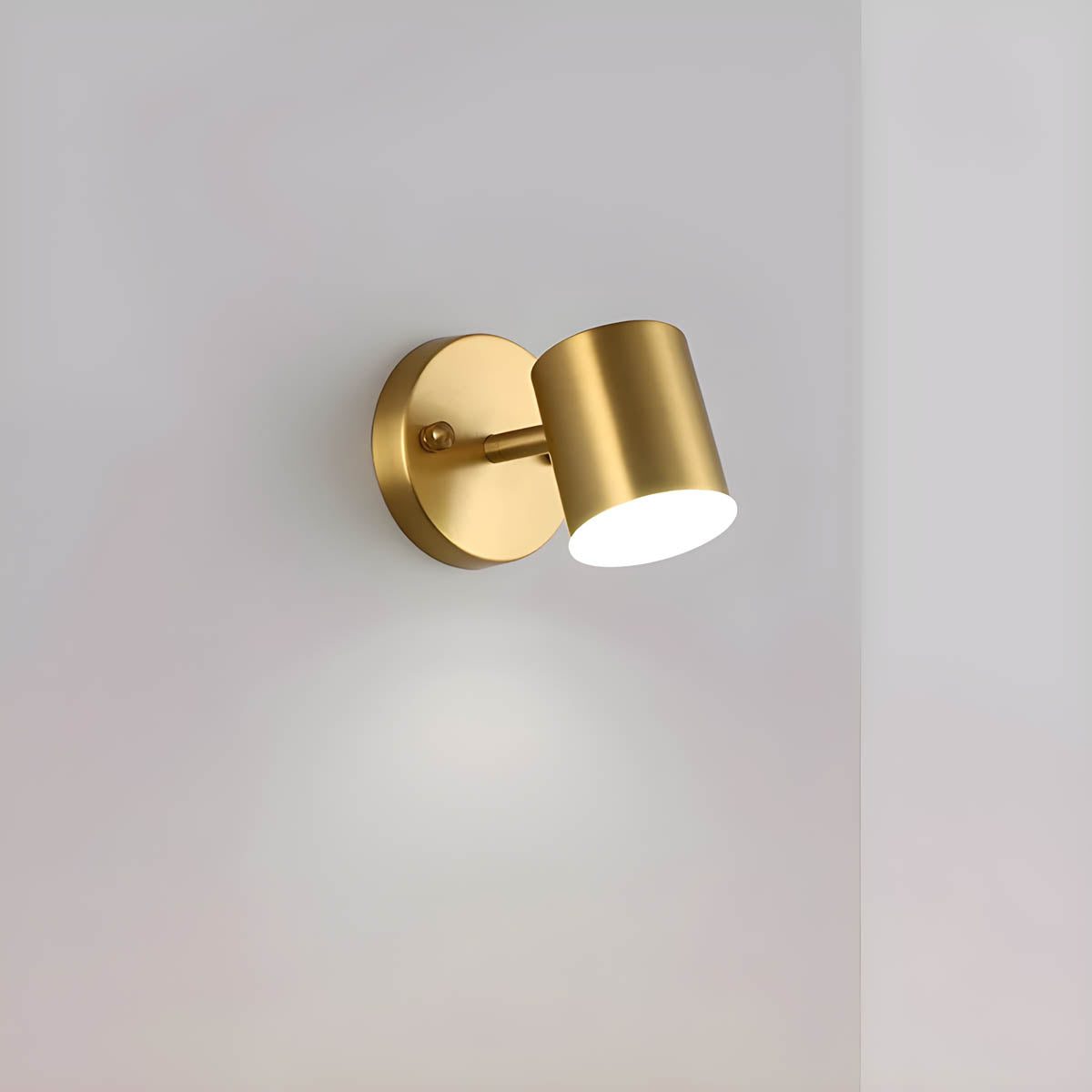 Nordic Copper LED Wall Light – Sleek & Modern Accent Lighting