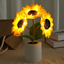 Luminous Sunflower Lamp – Nature-Inspired Glow for a Warm & Cheerful Ambience
