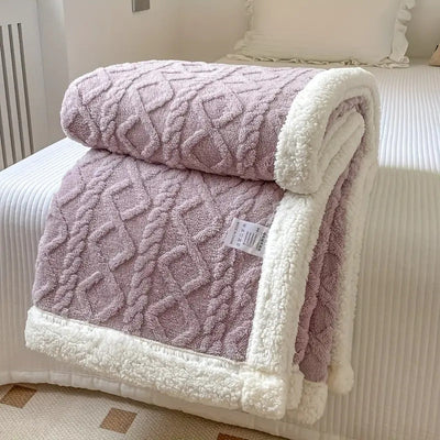 Reversible Sherpa Blanket – Luxurious Comfort for Every Season