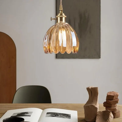 Japanese Retro Glass Flower Pendant Light – Elegant Floral Design for Warm Ambience