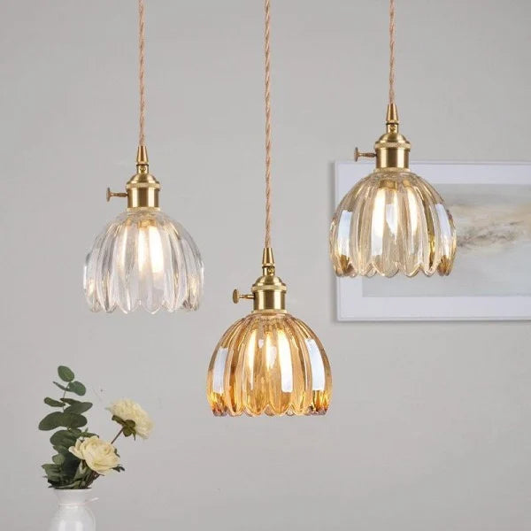 Japanese Retro Glass Flower Pendant Light – Elegant Floral Design for Warm Ambience