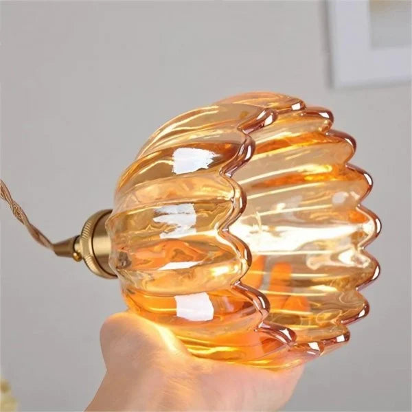 Japanese Retro Glass Flower Pendant Light – Elegant Floral Design for Warm Ambience