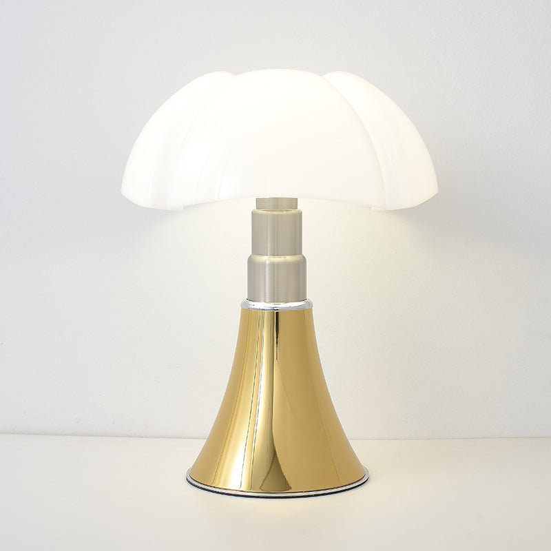 Vintage LED Designer Table Lamp – Timeless Elegance with Modern Illumination