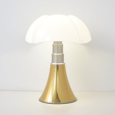 Vintage LED Designer Table Lamp – Timeless Elegance with Modern Illumination