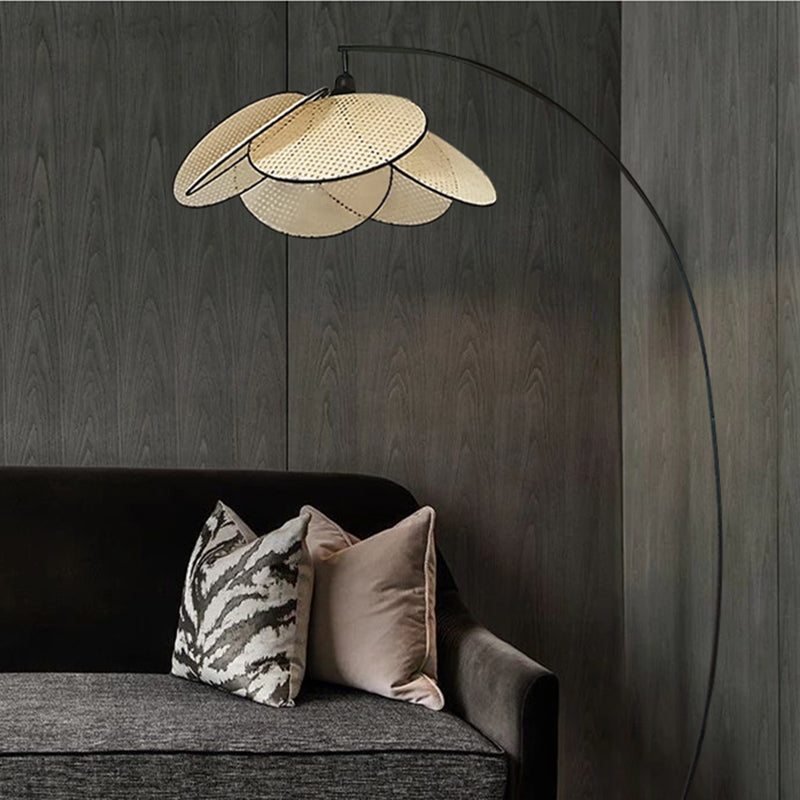 Rattan Wicker Floor Lamp – Handcrafted Natural Elegance for a Warm Ambience