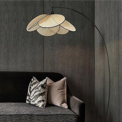 Rattan Wicker Floor Lamp – Handcrafted Natural Elegance for a Warm Ambience