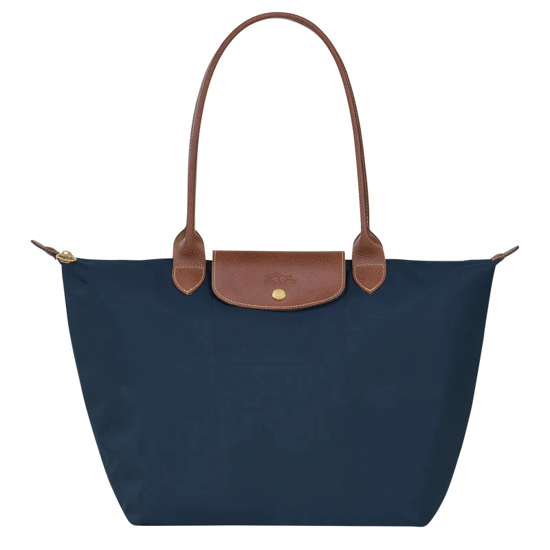 LuxeChic Handbag – Elegant and Practical Everyday Accessory