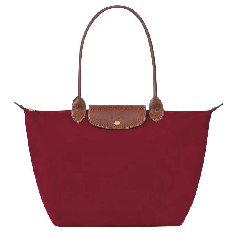 LuxeChic Handbag – Elegant and Practical Everyday Accessory