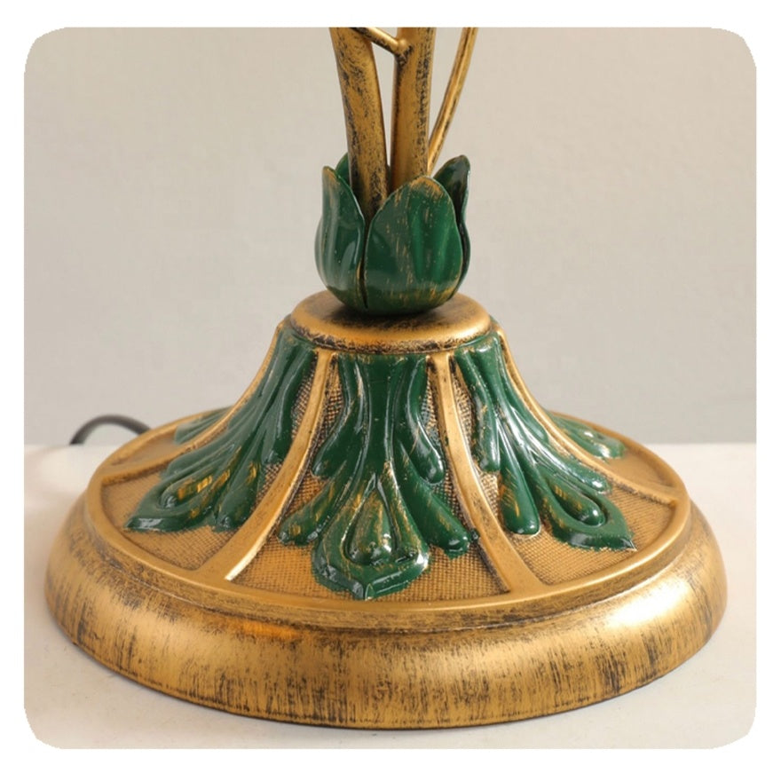 French Flower Table Lamp – Vintage Elegance with a Touch of Romance