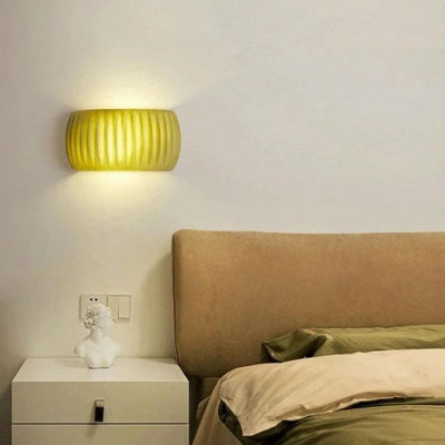Scandinavian Ribbed Resin Wall Light – Stylish Accent Lighting for Bedrooms & Living Rooms