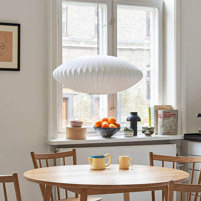 Nordic Wooden Pendant Light – Minimalist Elegance for Modern Interiors