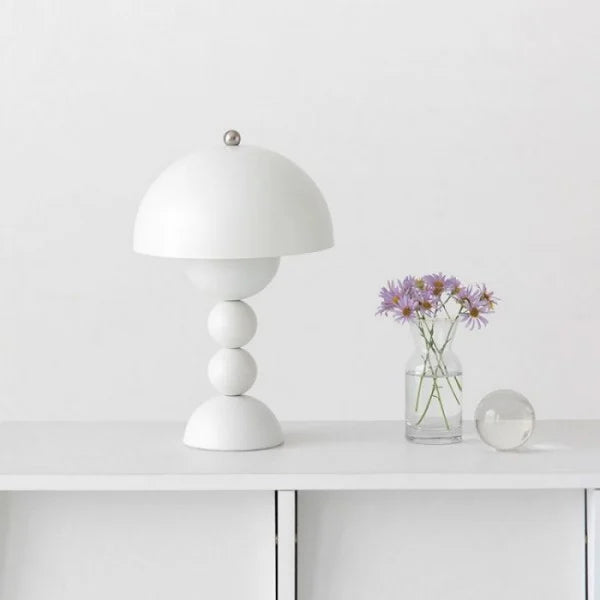Nordic Flower Bud Table Lamp – Stylish & Portable Macaron-Inspired Lighting