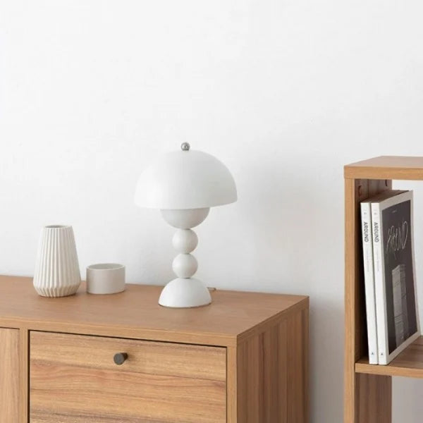 Nordic Flower Bud Table Lamp – Stylish & Portable Macaron-Inspired Lighting
