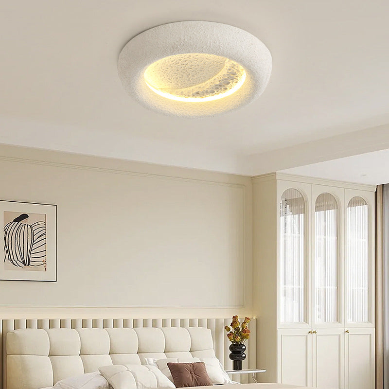 Modern Luxury Round Wall Lamp – Elegant Resin LED Light for Hotels & Living Spaces