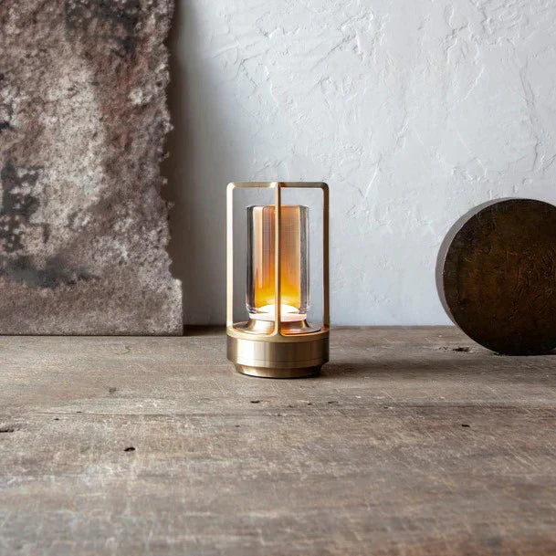 Wireless Qandlelight™ – Elegant USB-Rechargeable LED Table Lamp