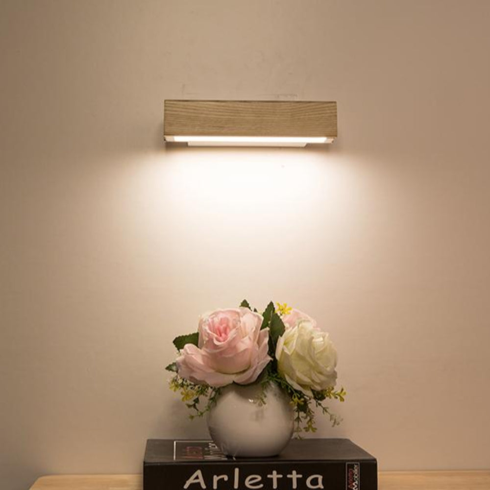 Wooden LED Wall Light – Modern & Minimalist Illumination