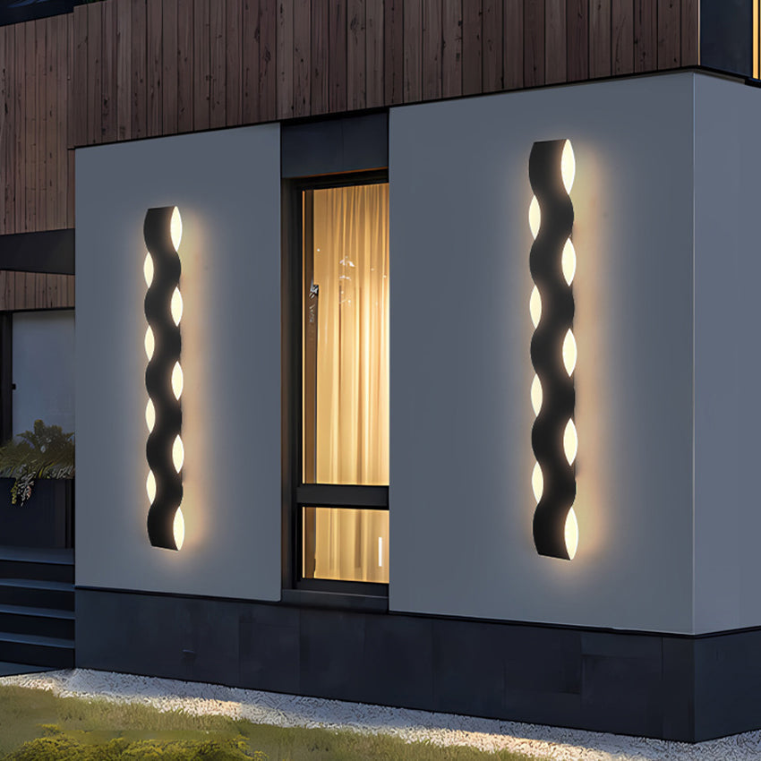 Wave LED Outdoor Wall Light – Modern Waterproof Up & Down Lighting