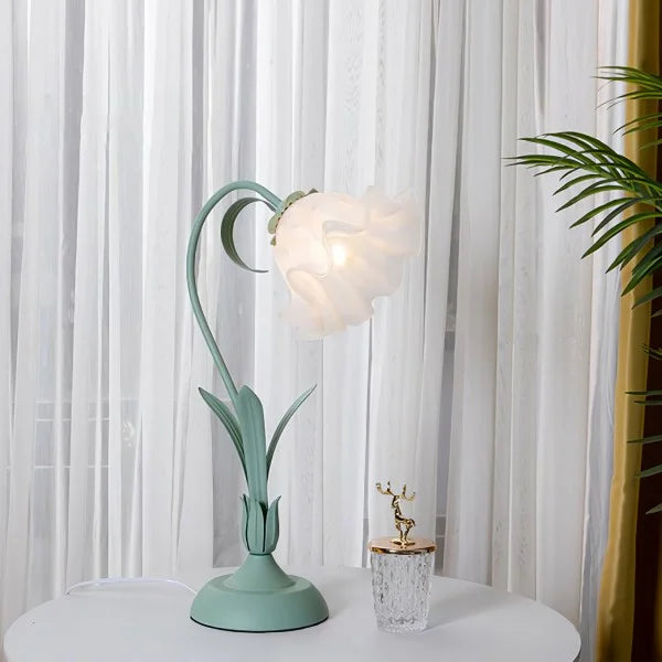 Vintage Adjustable Flower Table Lamp – Elegant Design with Functional Flexibility