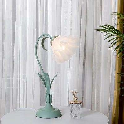 Vintage Adjustable Flower Table Lamp – Elegant Design with Functional Flexibility