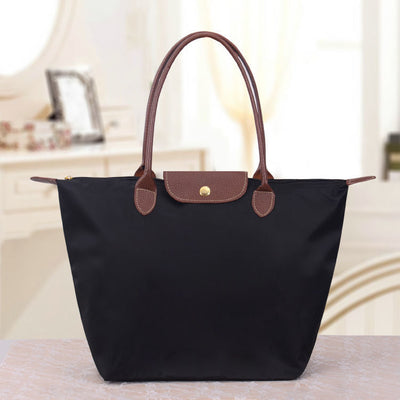 Luxe Oxford Shoulder Bag – Timeless Elegance & Everyday Functionality