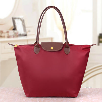 Luxe Oxford Shoulder Bag – Timeless Elegance & Everyday Functionality