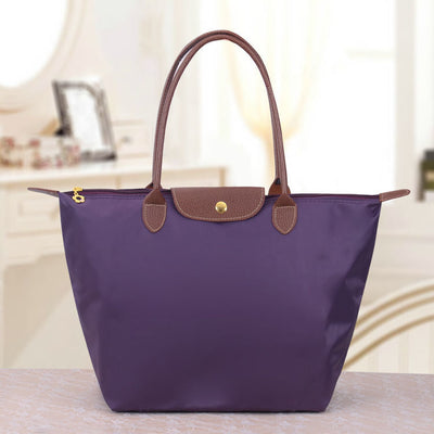 Luxe Oxford Shoulder Bag – Timeless Elegance & Everyday Functionality