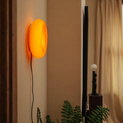 Bauhaus Donut Lamp – A Versatile Fusion of Art & Illumination