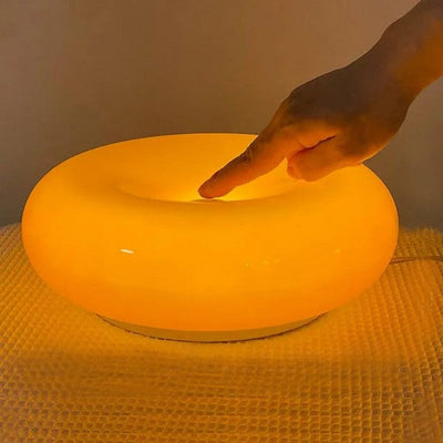 Bauhaus Donut Lamp – A Versatile Fusion of Art & Illumination