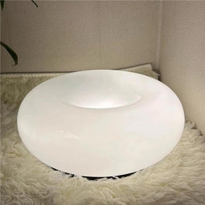 Bauhaus Donut Lamp – A Versatile Fusion of Art & Illumination