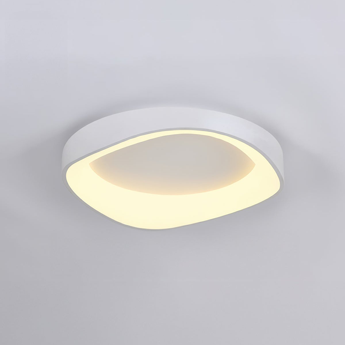 Nordic Wood Grain Ceiling Light – Elegant & Energy-Efficient LED Illumination