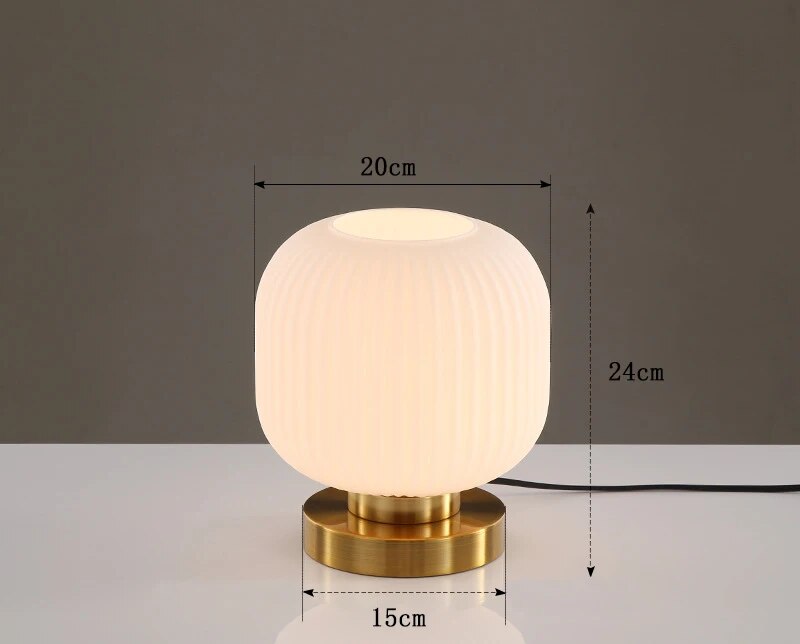 Krystal Lamp – Elegant Nordic Glass Table Lamp for Modern Interiors