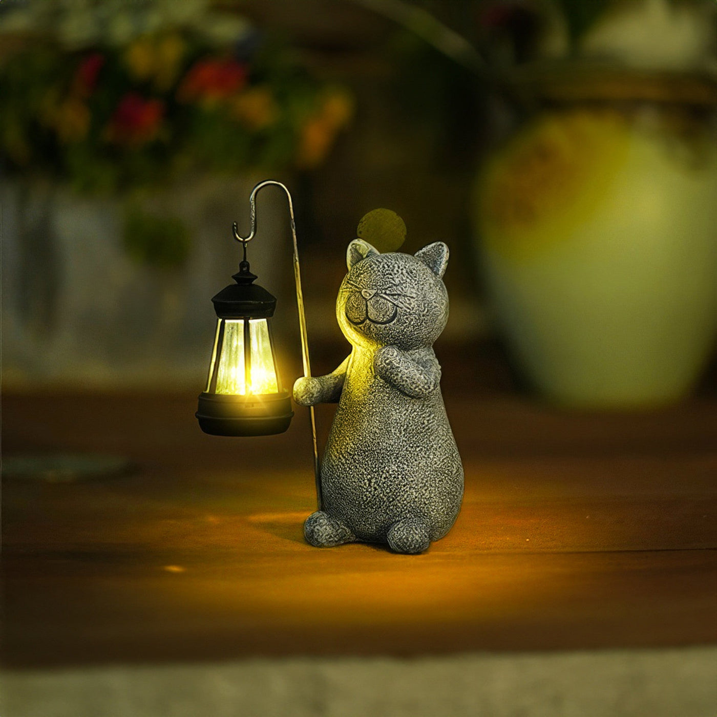 Goldglowing Cat – Solar-Powered LED Garden Statue with Automatic Light Sensor