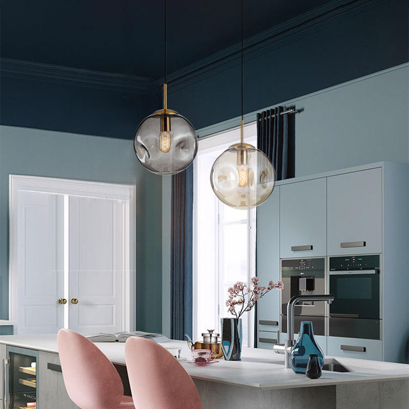 Modern Gold Glass Pendant Light – A Statement of Elegance